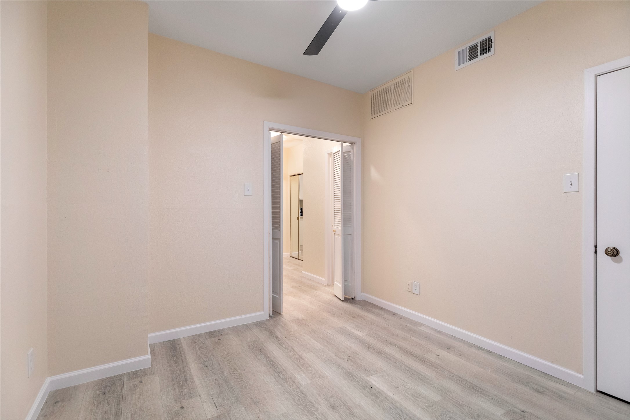 5550 Spring Valley Road Dallas TX 75254