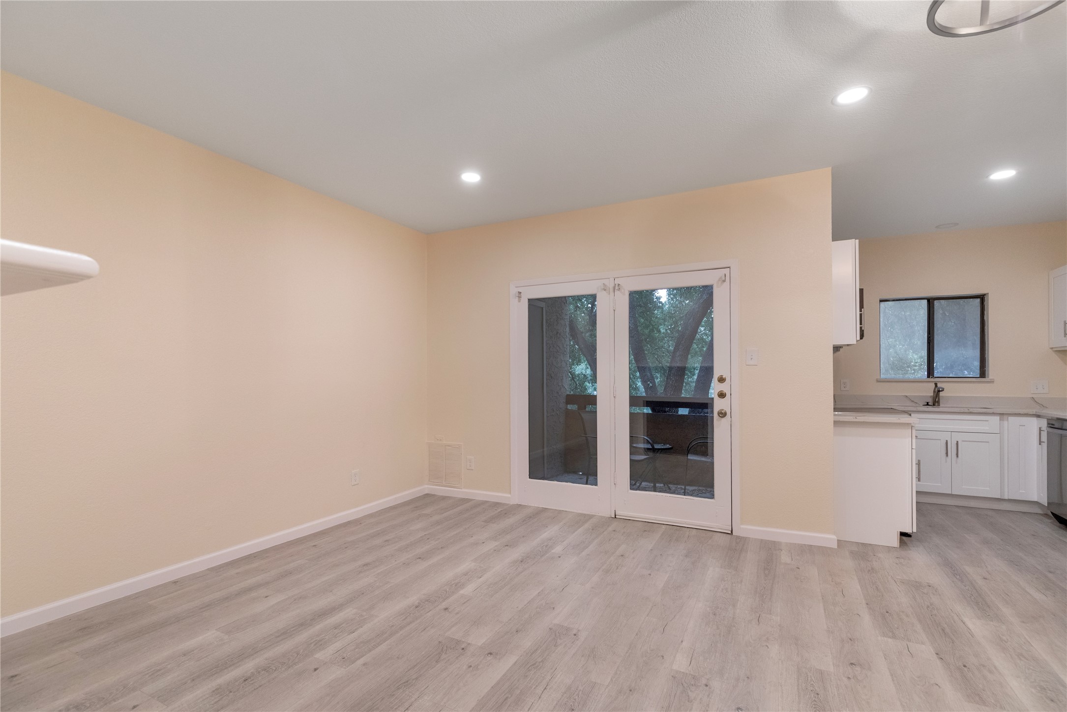 5550 Spring Valley Road Dallas TX 75254