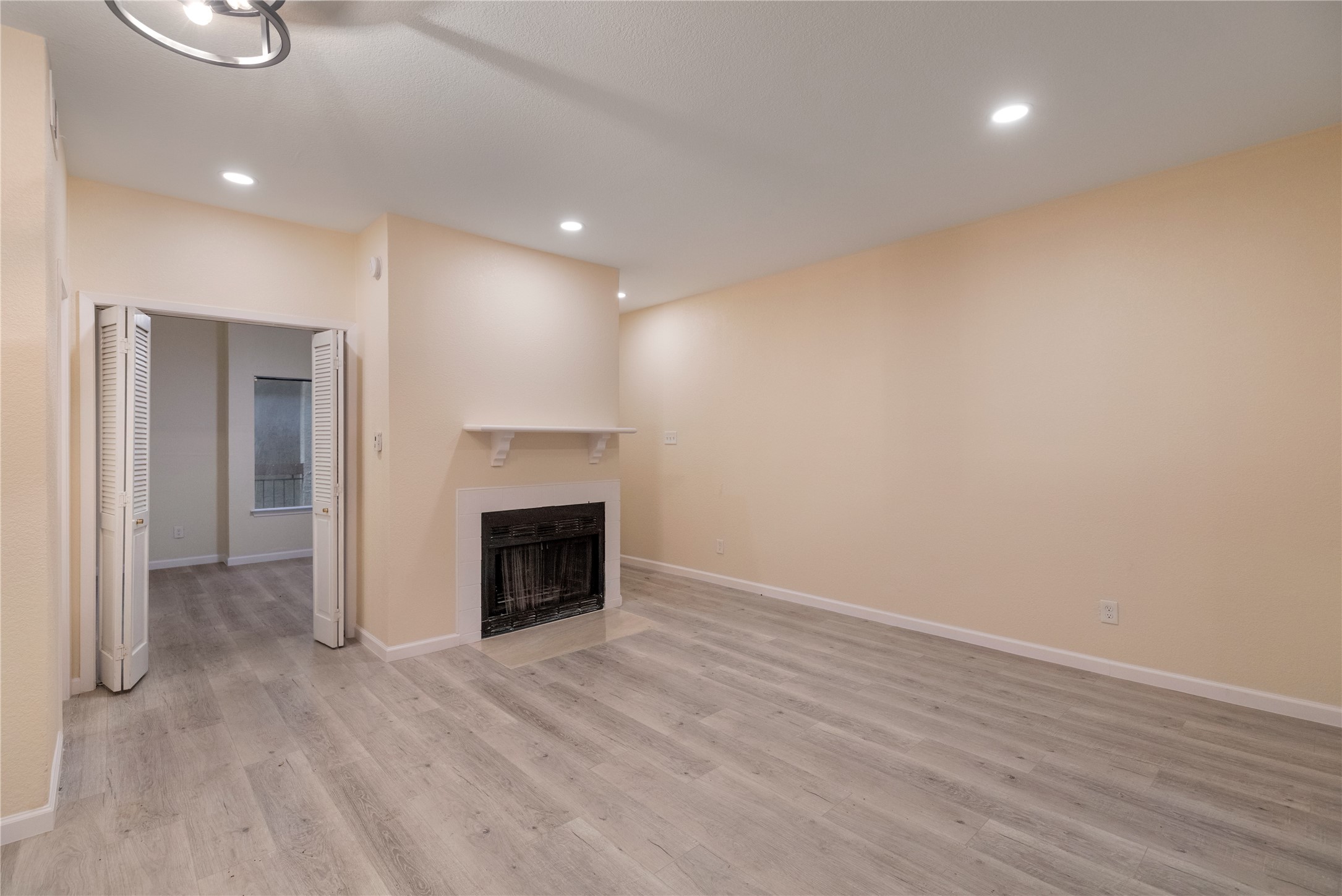 5550 Spring Valley Road Dallas TX 75254