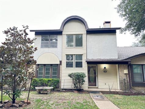4912 Rollingwood Court Garland TX 75043