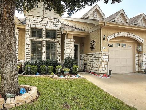 848 Kitty Hawk Lane Grand Prairie TX 75051