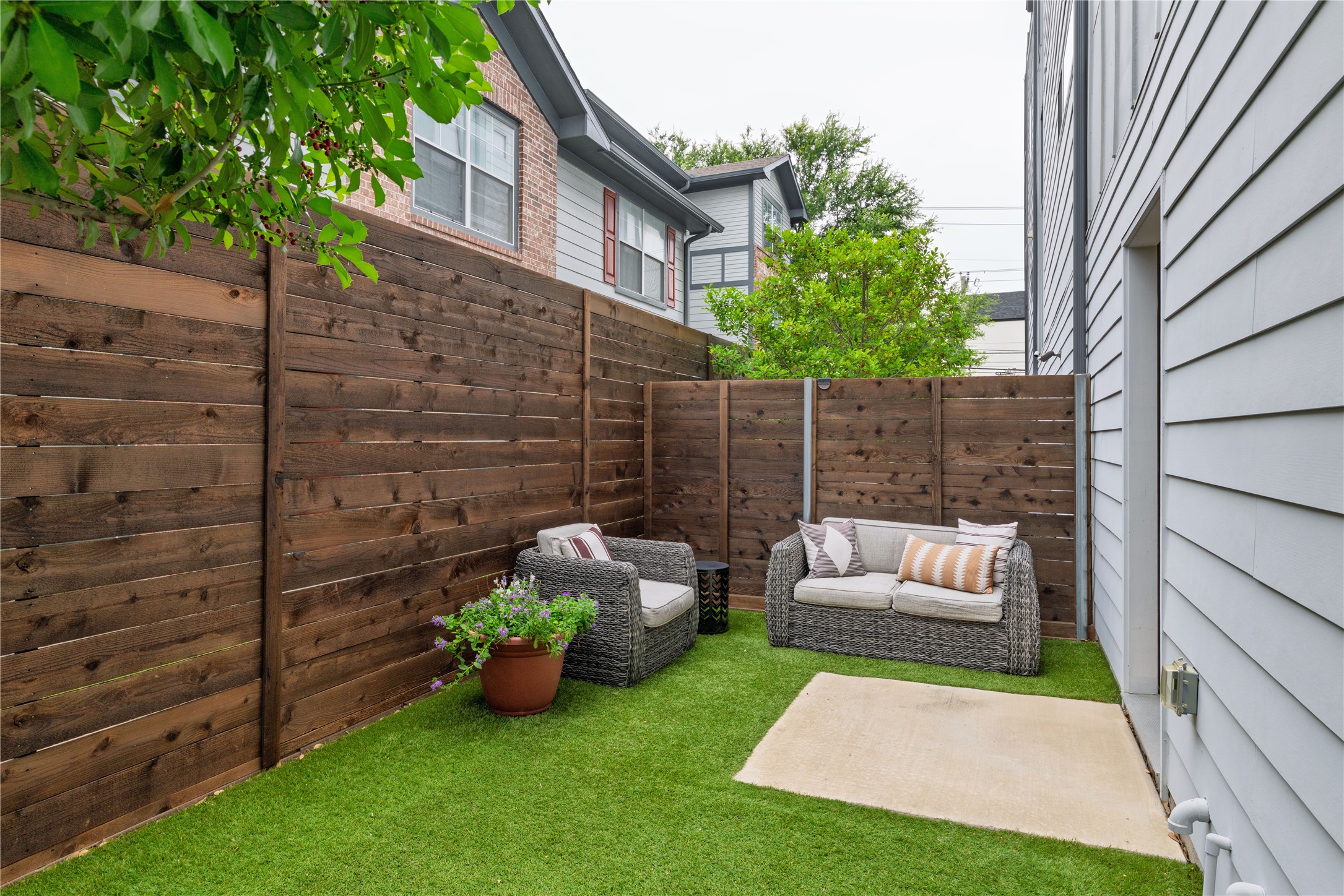 2118 N Carroll Avenue Dallas TX 75204