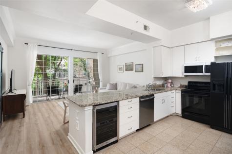 3225 Turtle Creek Boulevard Dallas TX 75219
