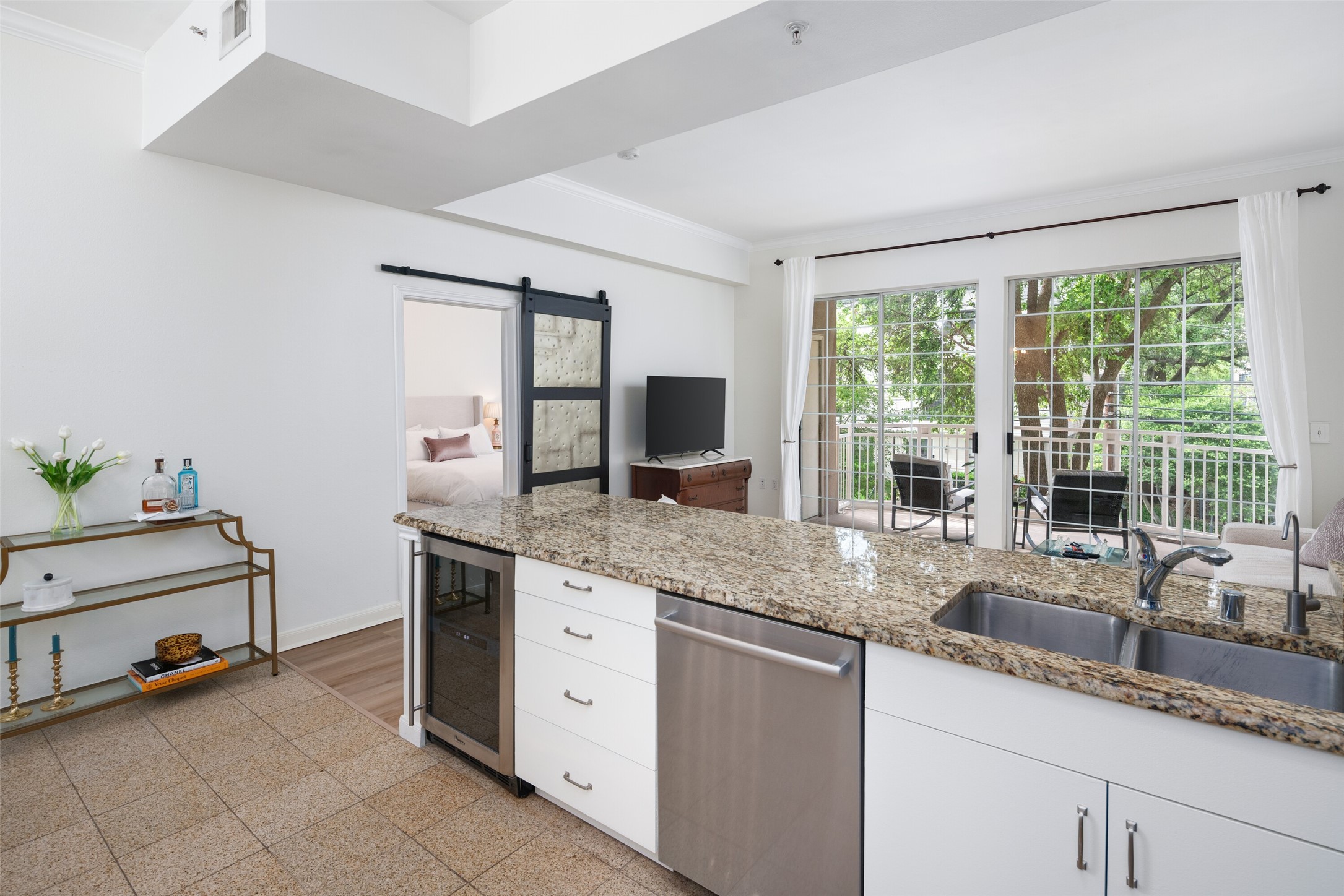 3225 Turtle Creek Boulevard Dallas TX 75219