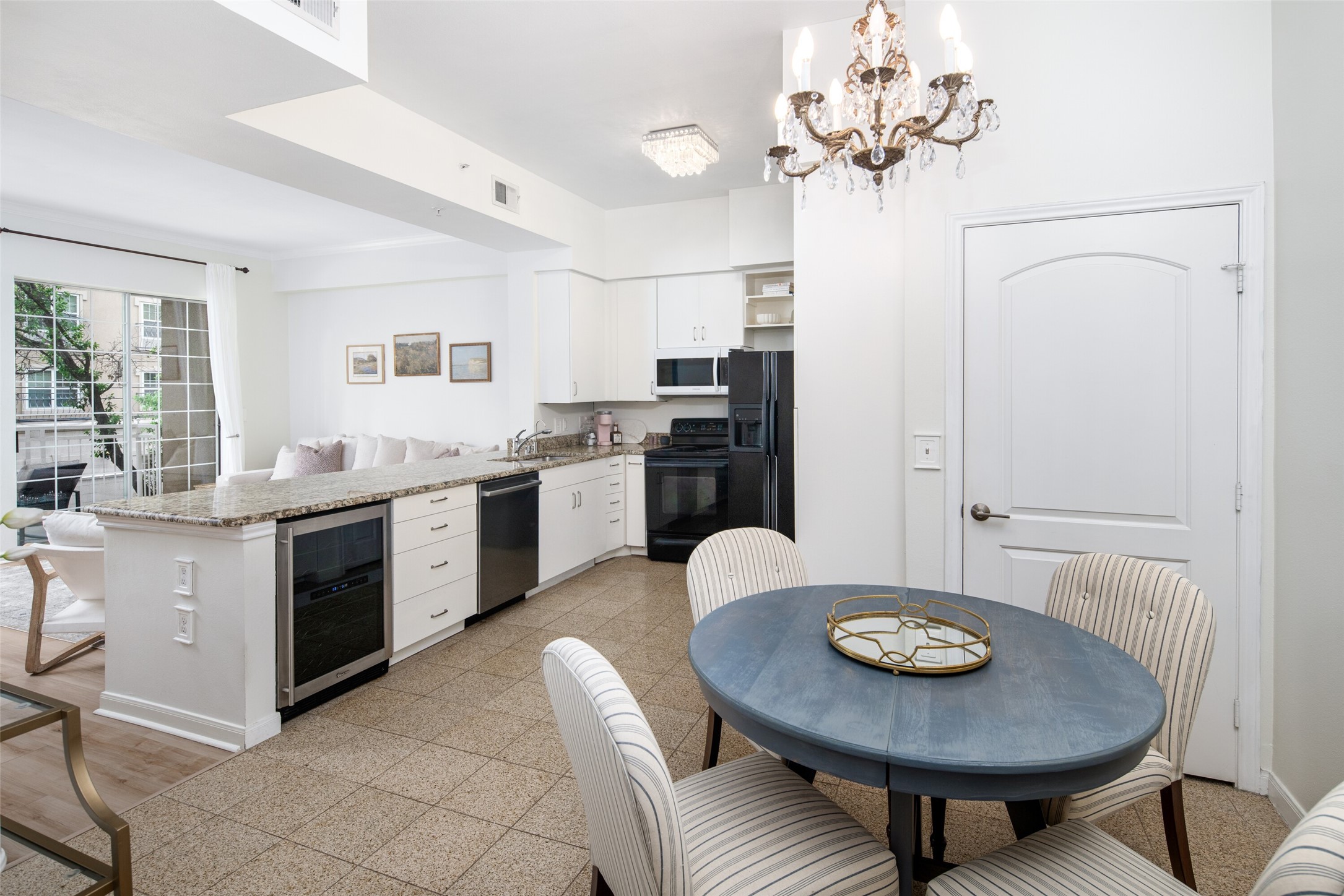 3225 Turtle Creek Boulevard Dallas TX 75219