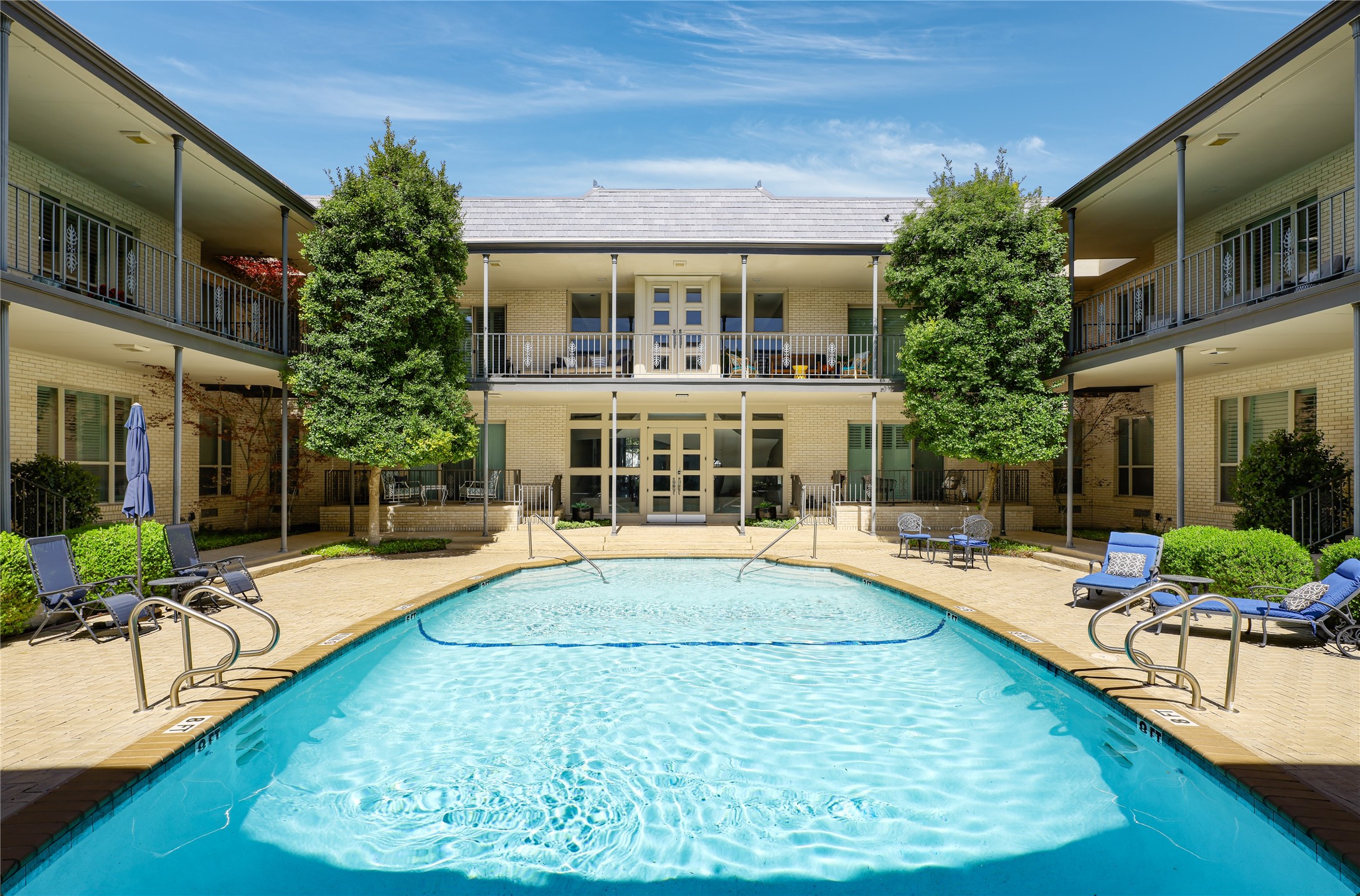 6126 Averill Way Dallas TX 75225