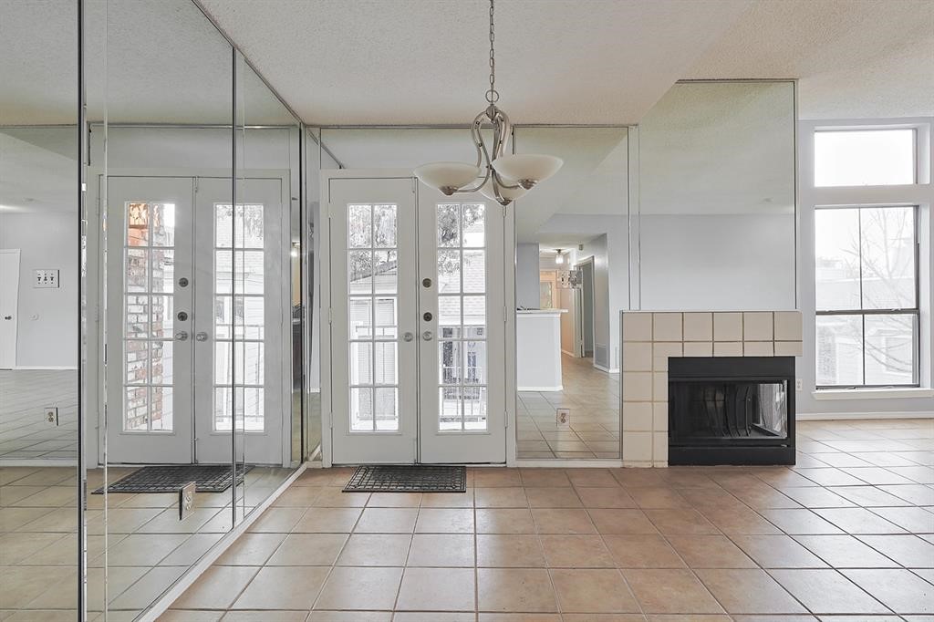 3420 Country Club Drive W Irving TX 75038