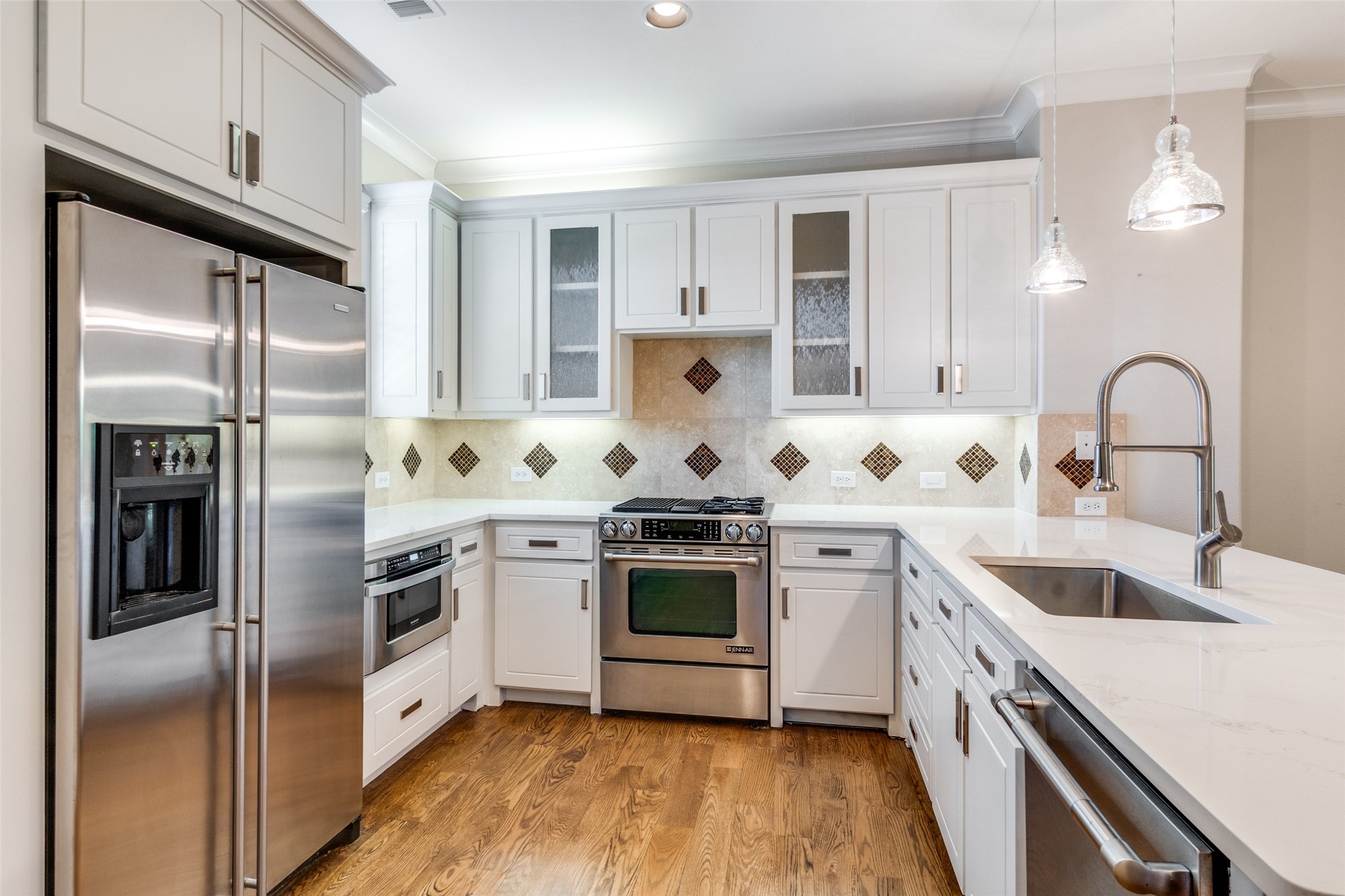 6333 Richmond Dallas TX 75214