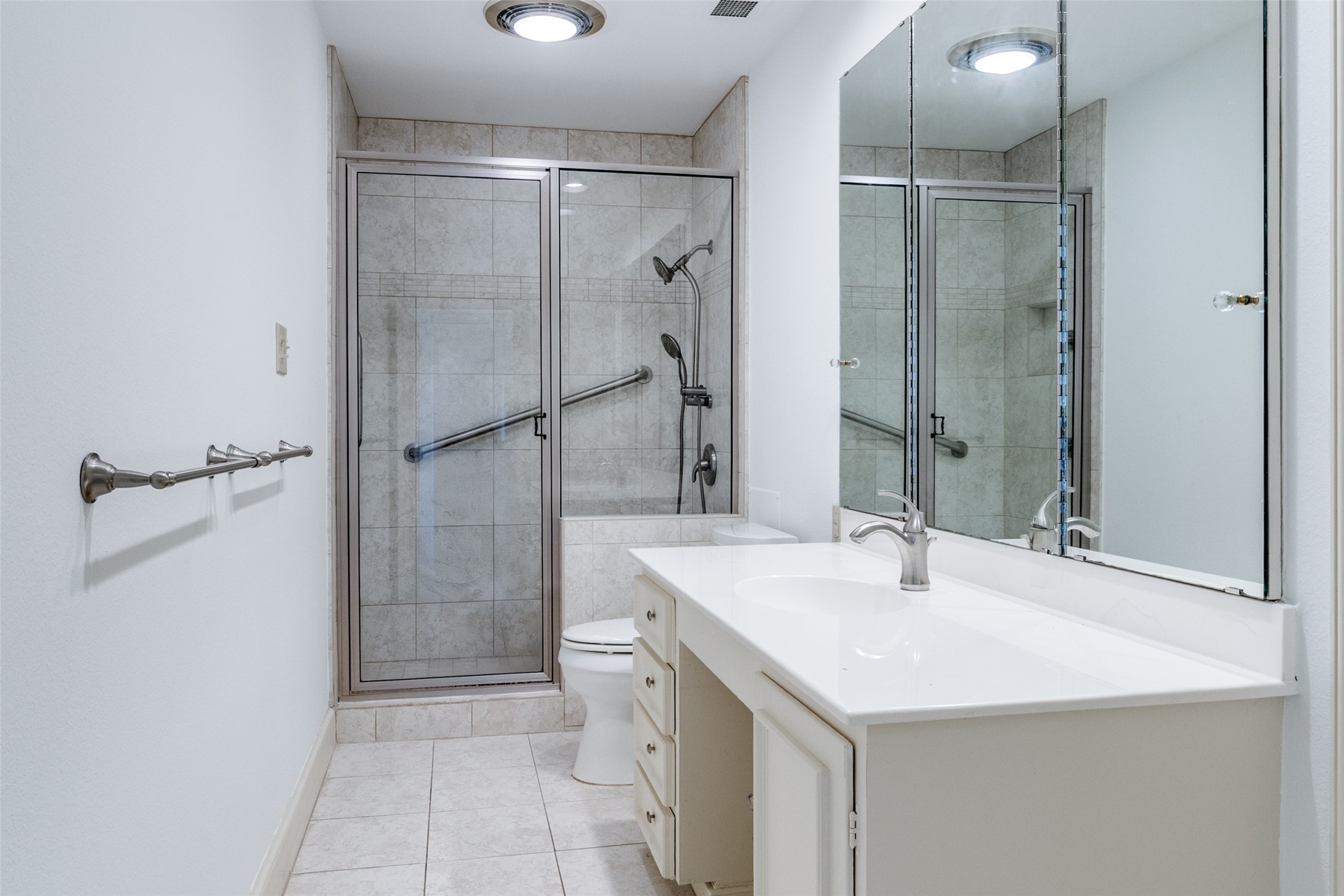6335 W Northwest Highway Dallas TX 75225
