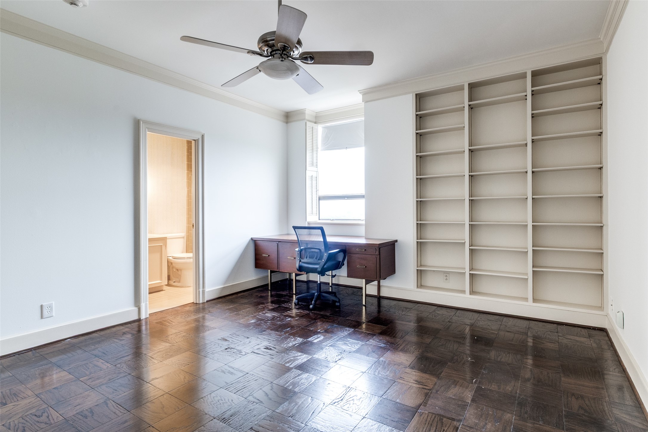 6335 W Northwest Highway Dallas TX 75225