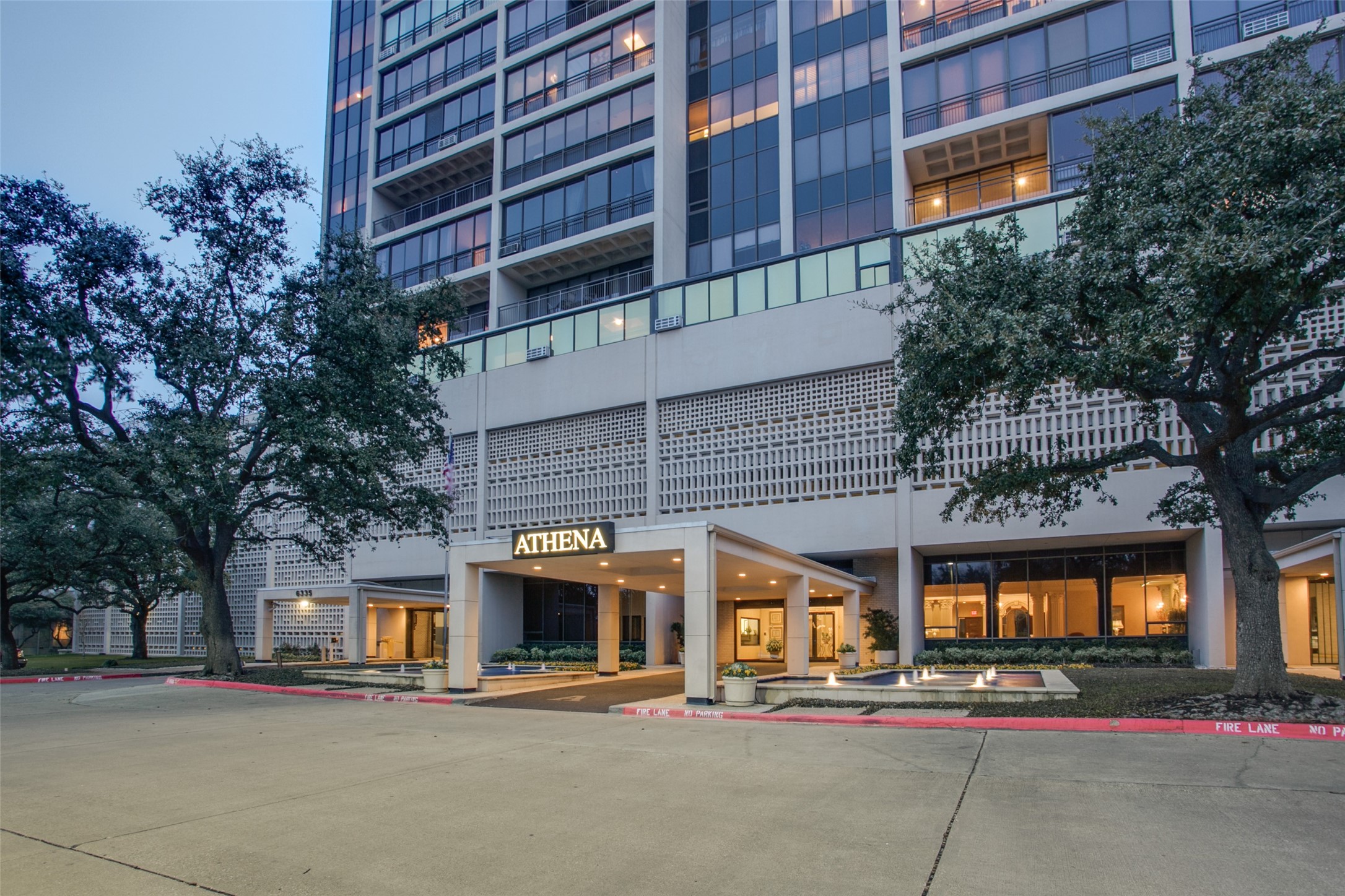 6335 W Northwest Highway Dallas TX 75225