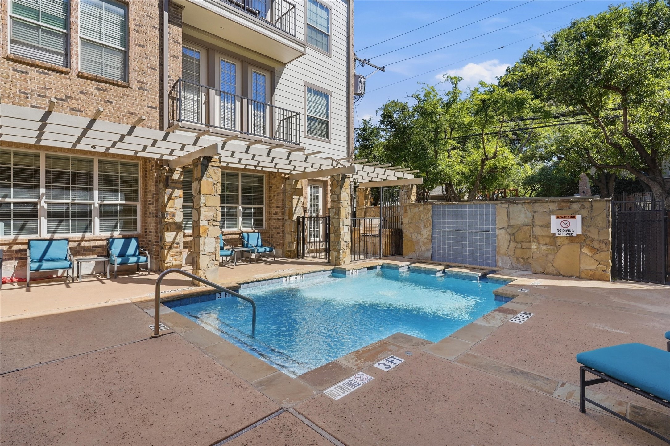 1020 Texas Street Fort Worth TX 76102