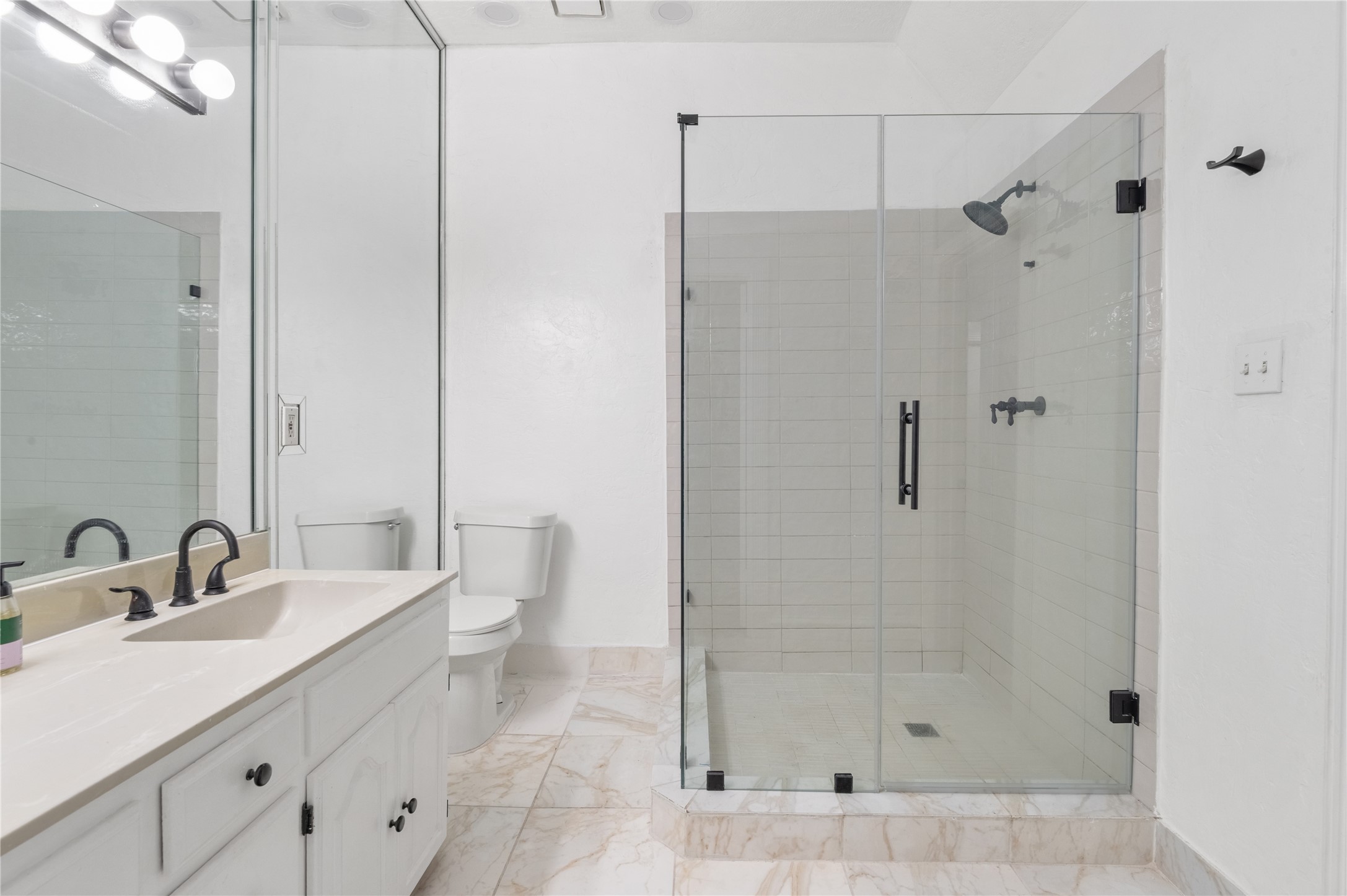 12748 Burninglog Lane Dallas TX 75243