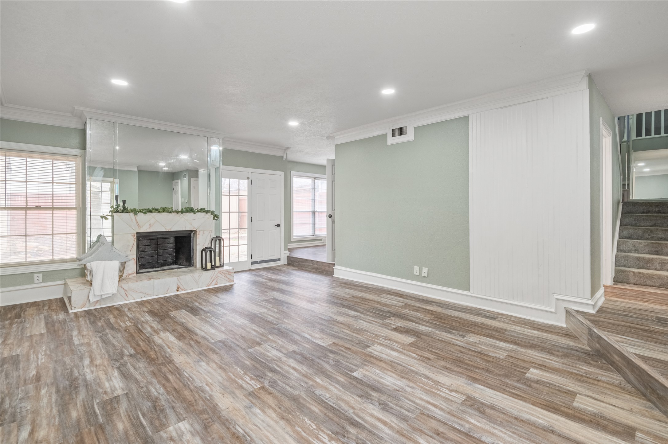 12748 Burninglog Lane Dallas TX 75243