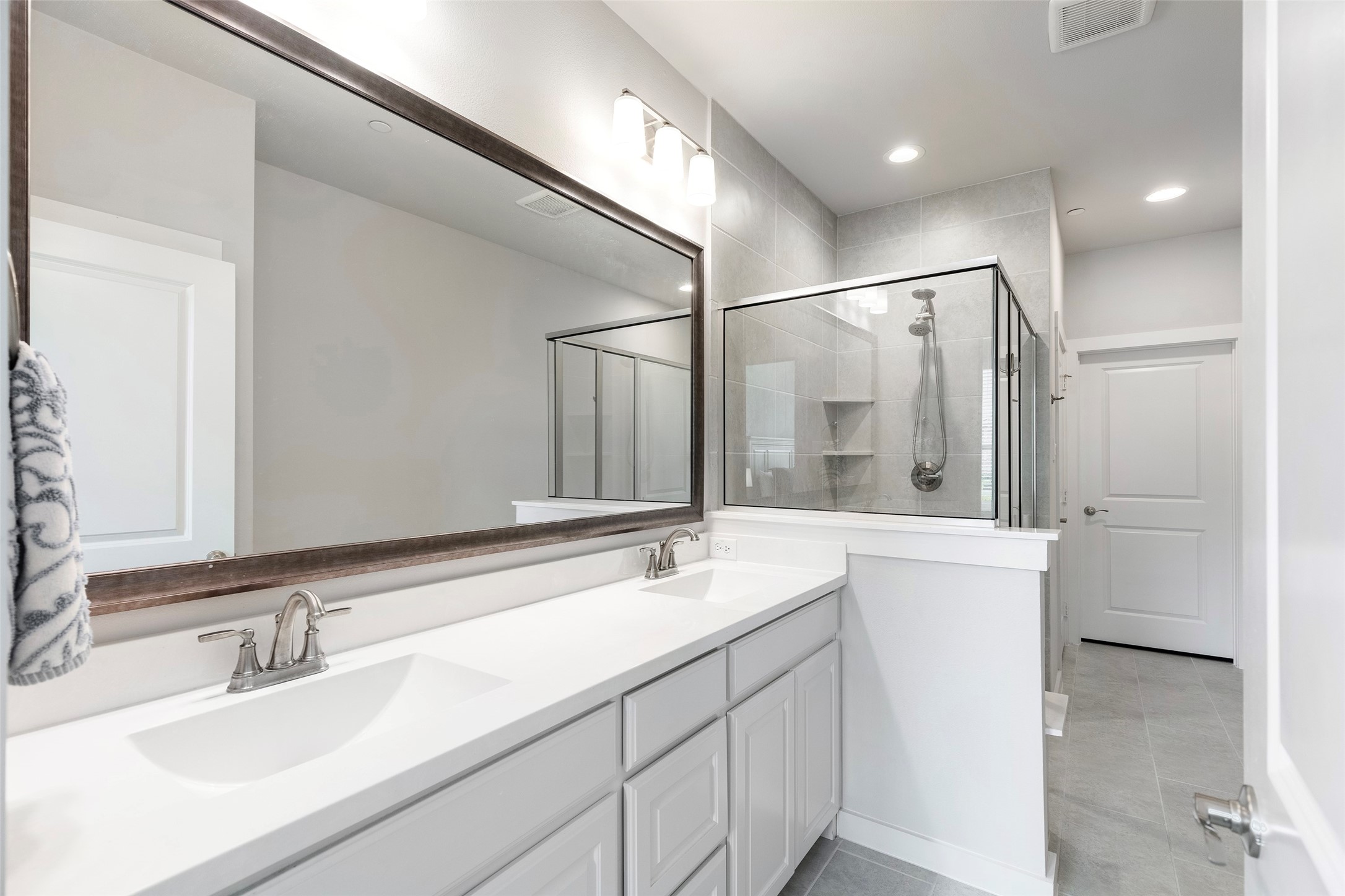 1657 Dewberry Lane Garland TX 75042