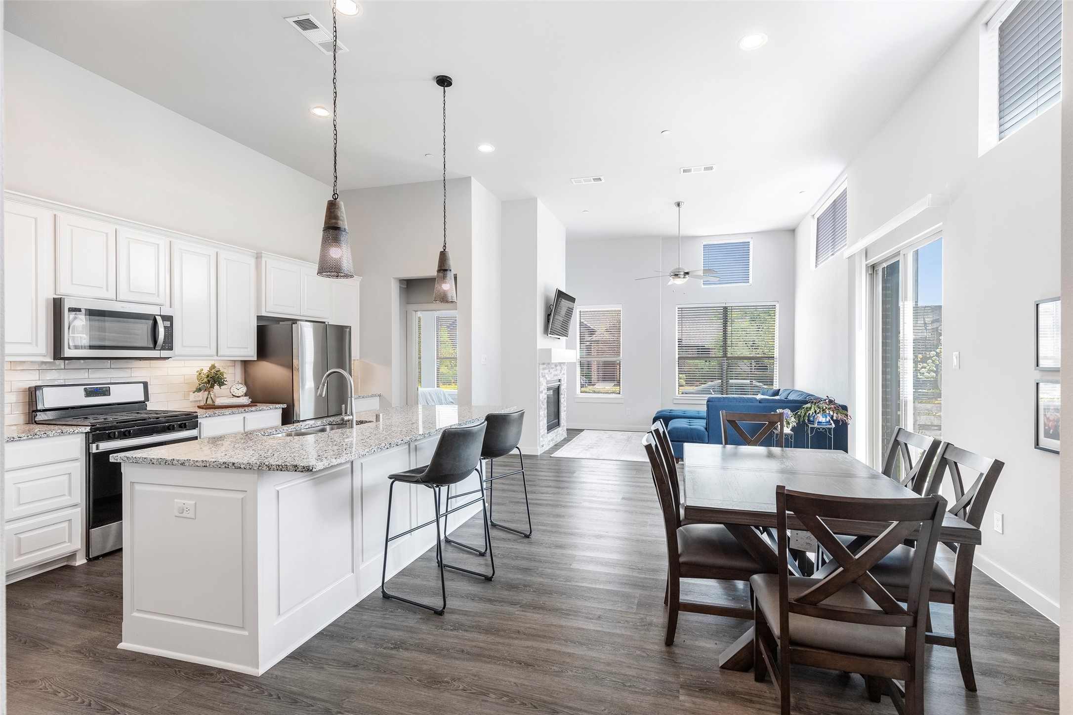1657 Dewberry Lane Garland TX 75042