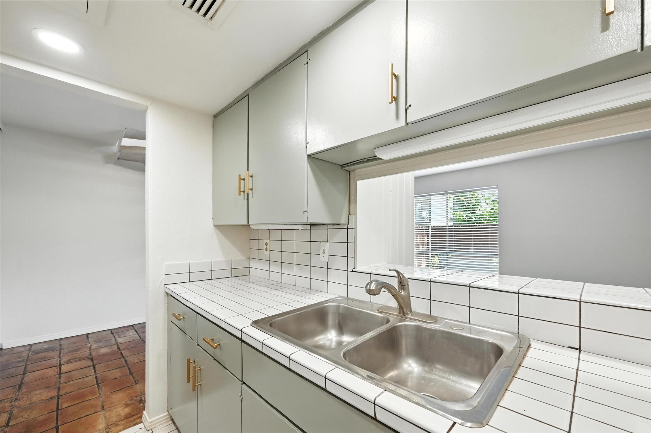 2702 Douglas Avenue Dallas TX 75219