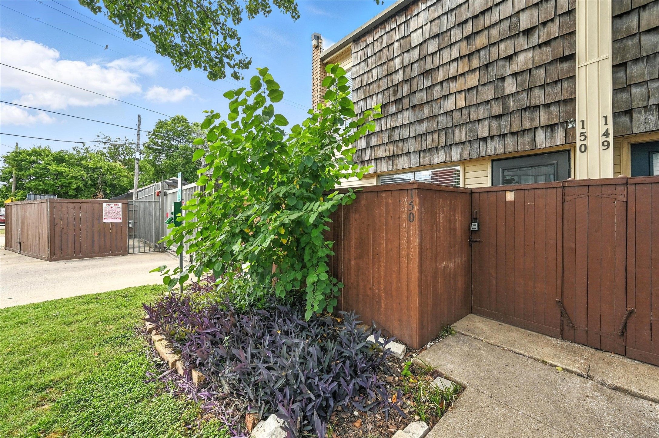 2702 Douglas Avenue Dallas TX 75219