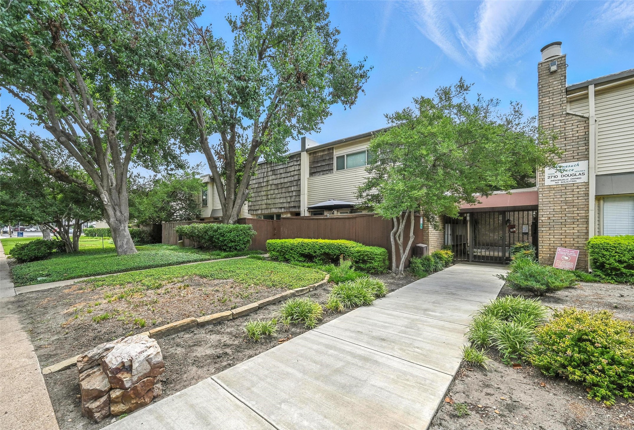 2702 Douglas Avenue Dallas TX 75219