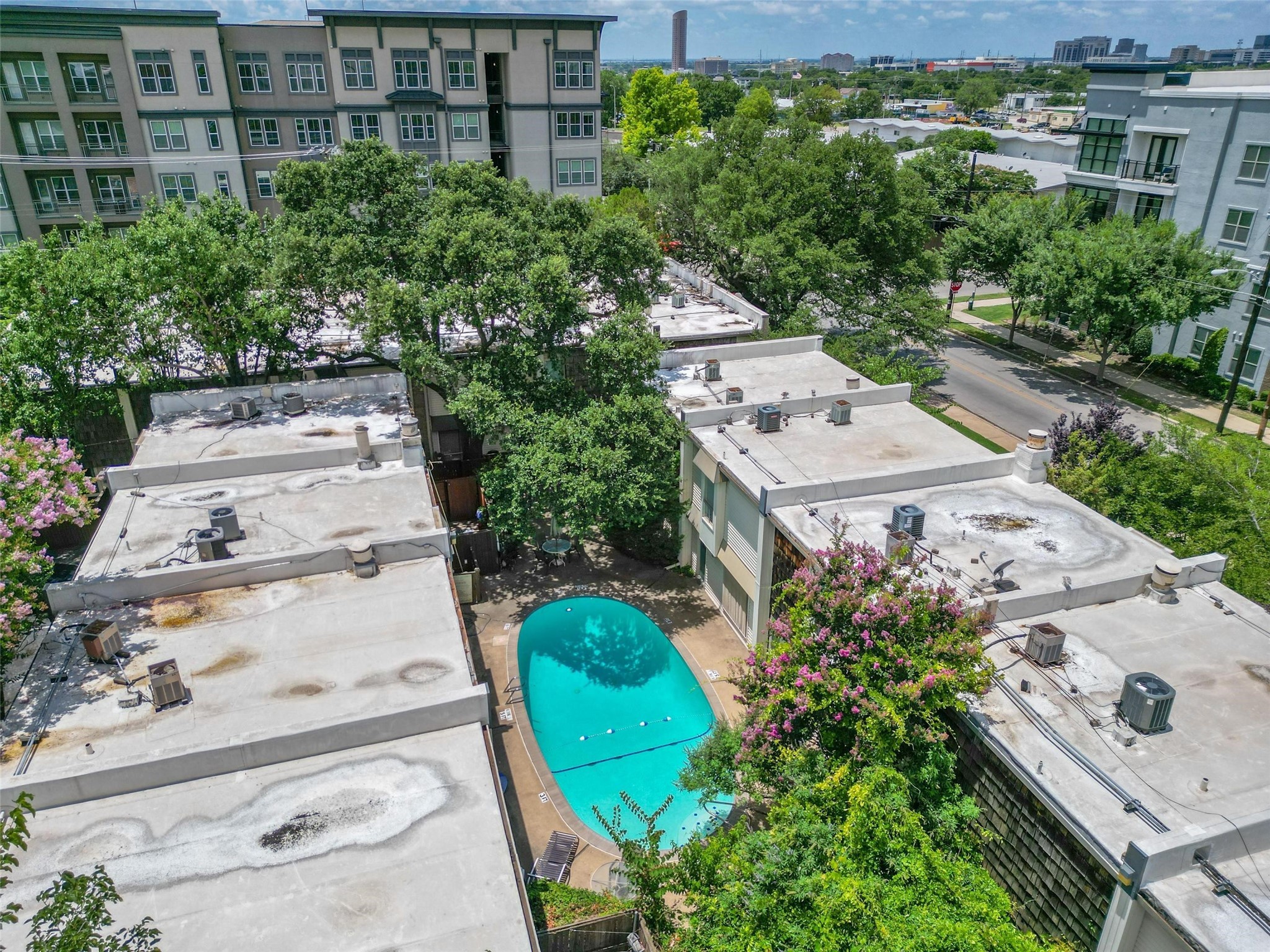 2702 Douglas Avenue Dallas TX 75219
