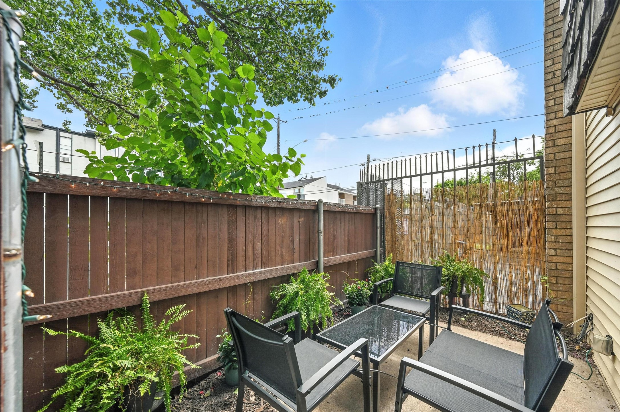 2702 Douglas Avenue Dallas TX 75219