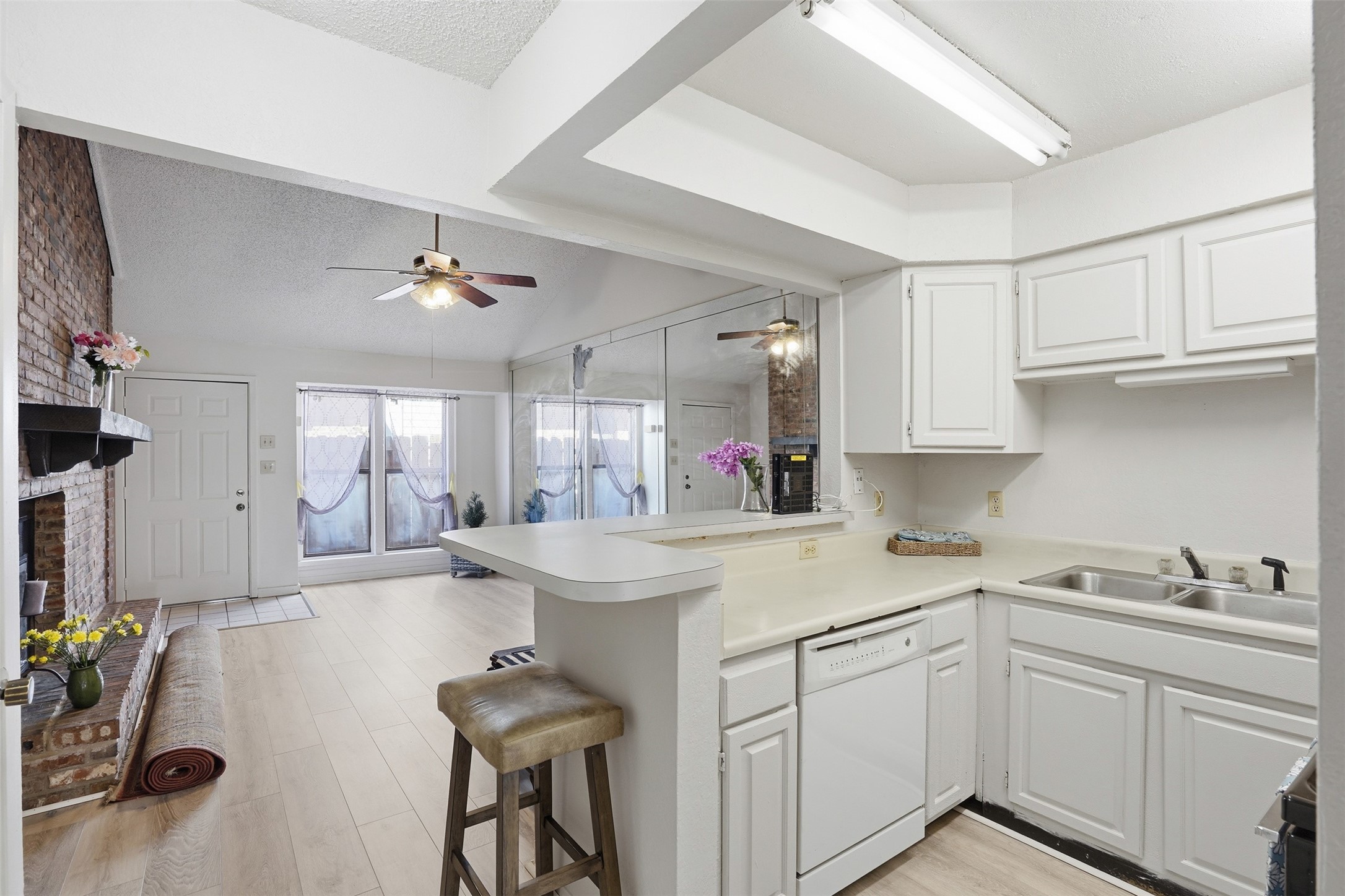 2518 Shady Ridge Drive Bedford TX 76021