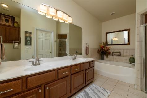 160 Greathouse Village Decatur TX 76234