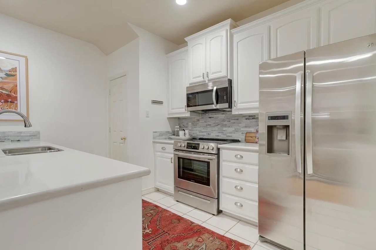 5882 Pecan Chase Benbrook TX 76132