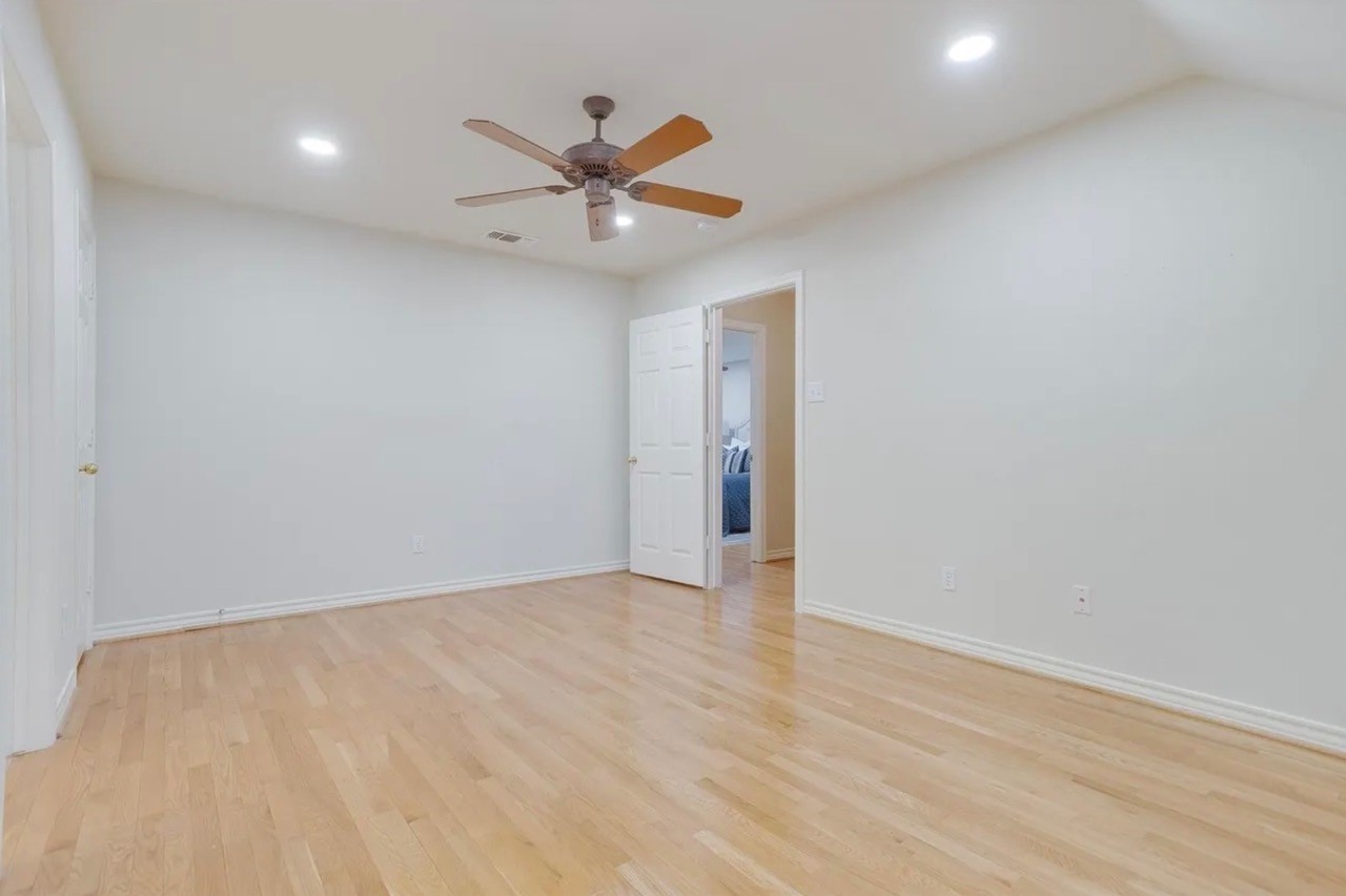 5882 Pecan Chase Benbrook TX 76132