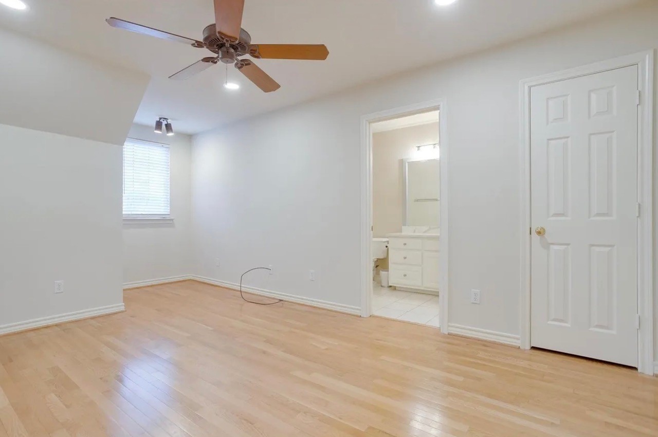 5882 Pecan Chase Benbrook TX 76132