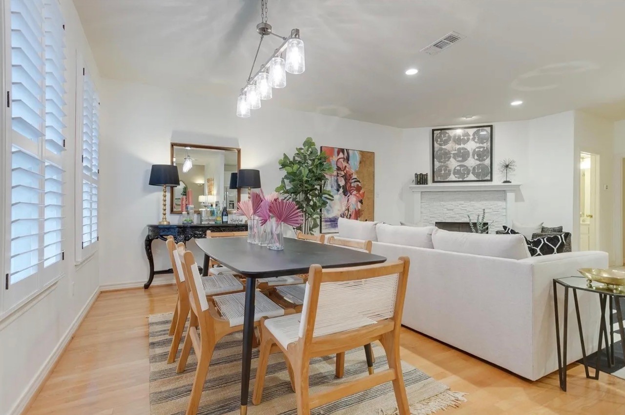 5882 Pecan Chase Benbrook TX 76132