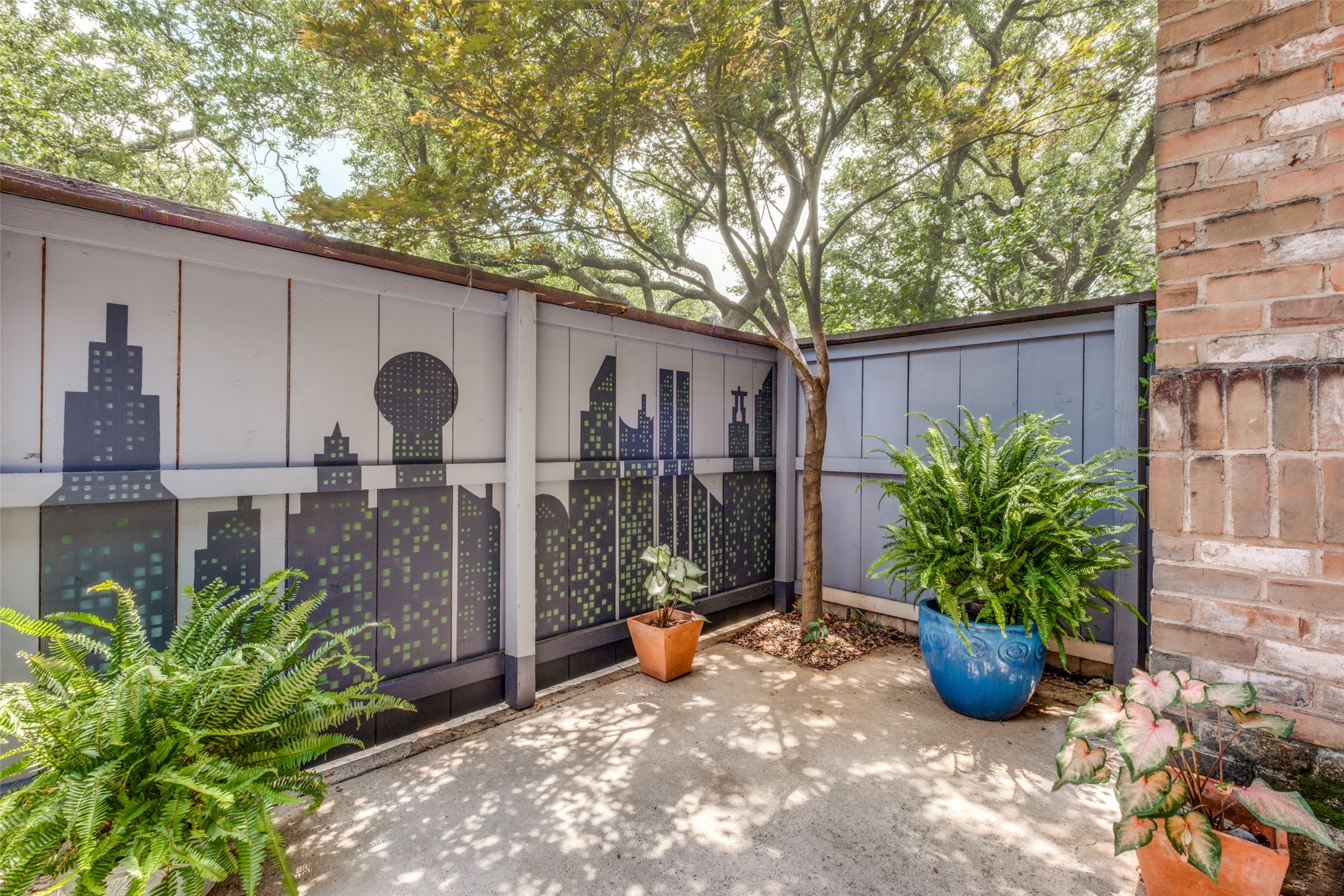 4933 Skillman Street Dallas TX 75206