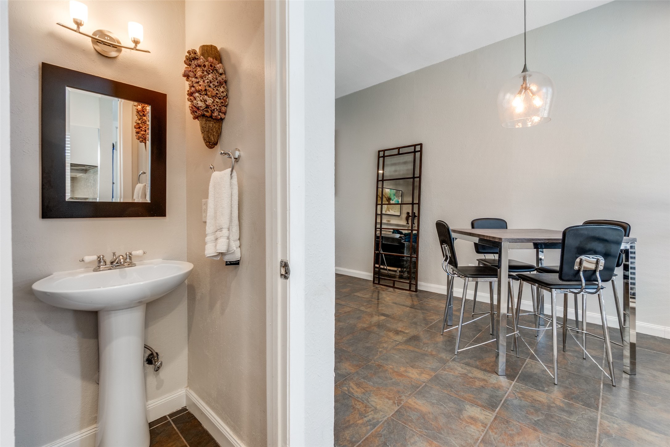 4126 Avondale Avenue Dallas TX 75219