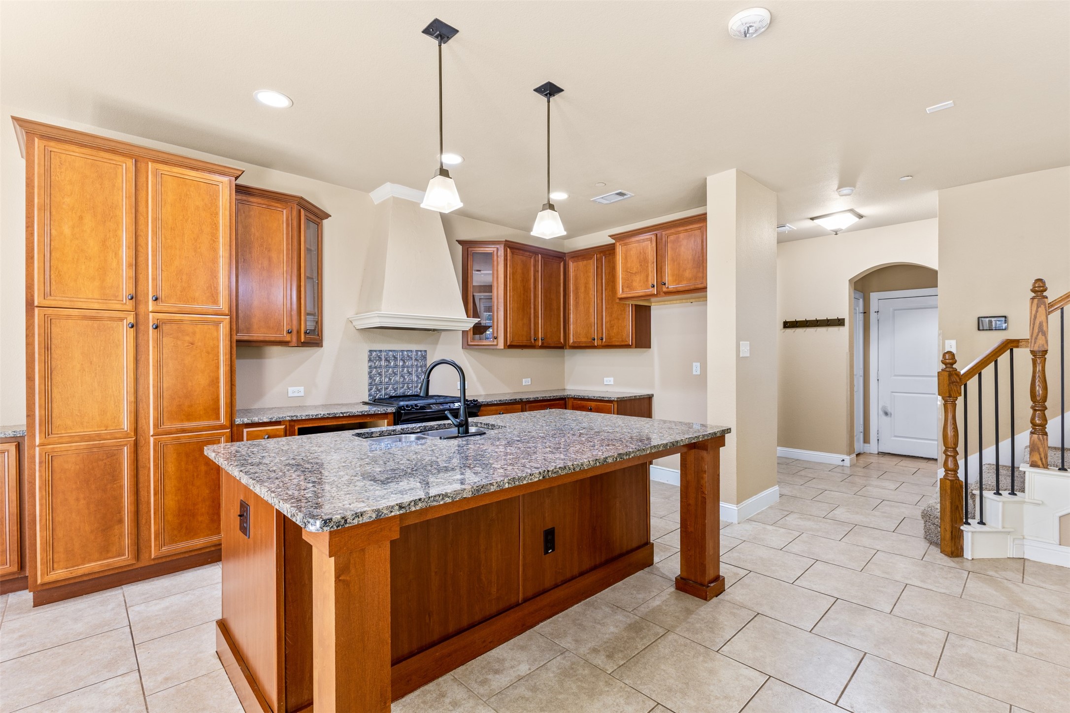 1014 Brook Forest Lane Euless TX 76039