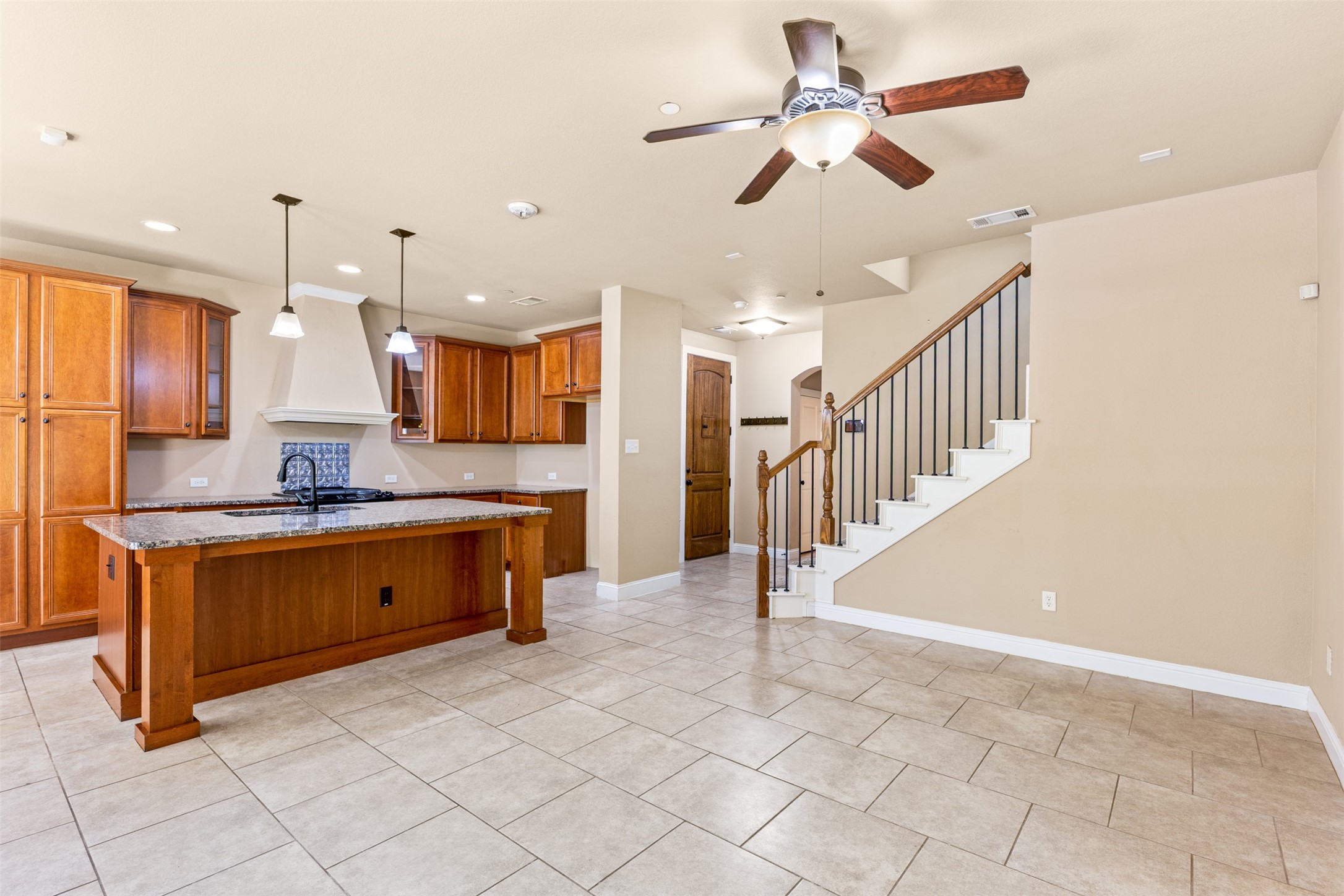 1014 Brook Forest Lane Euless TX 76039