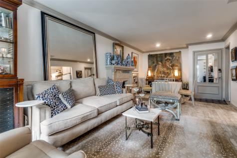4851 Cedar Springs Road Dallas TX 75219
