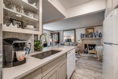 4851 Cedar Springs Road Dallas TX 75219