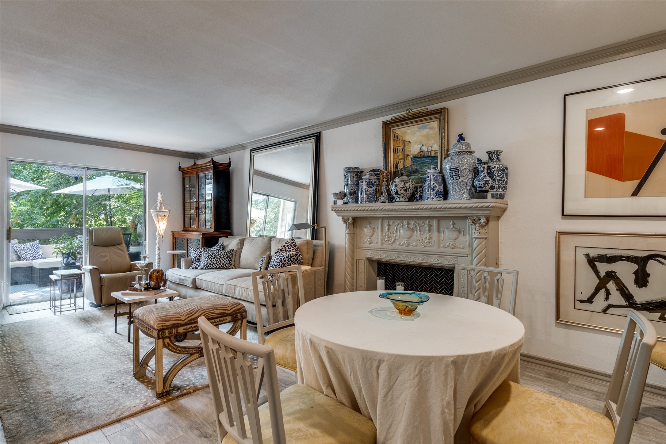 4851 Cedar Springs Road Dallas TX 75219