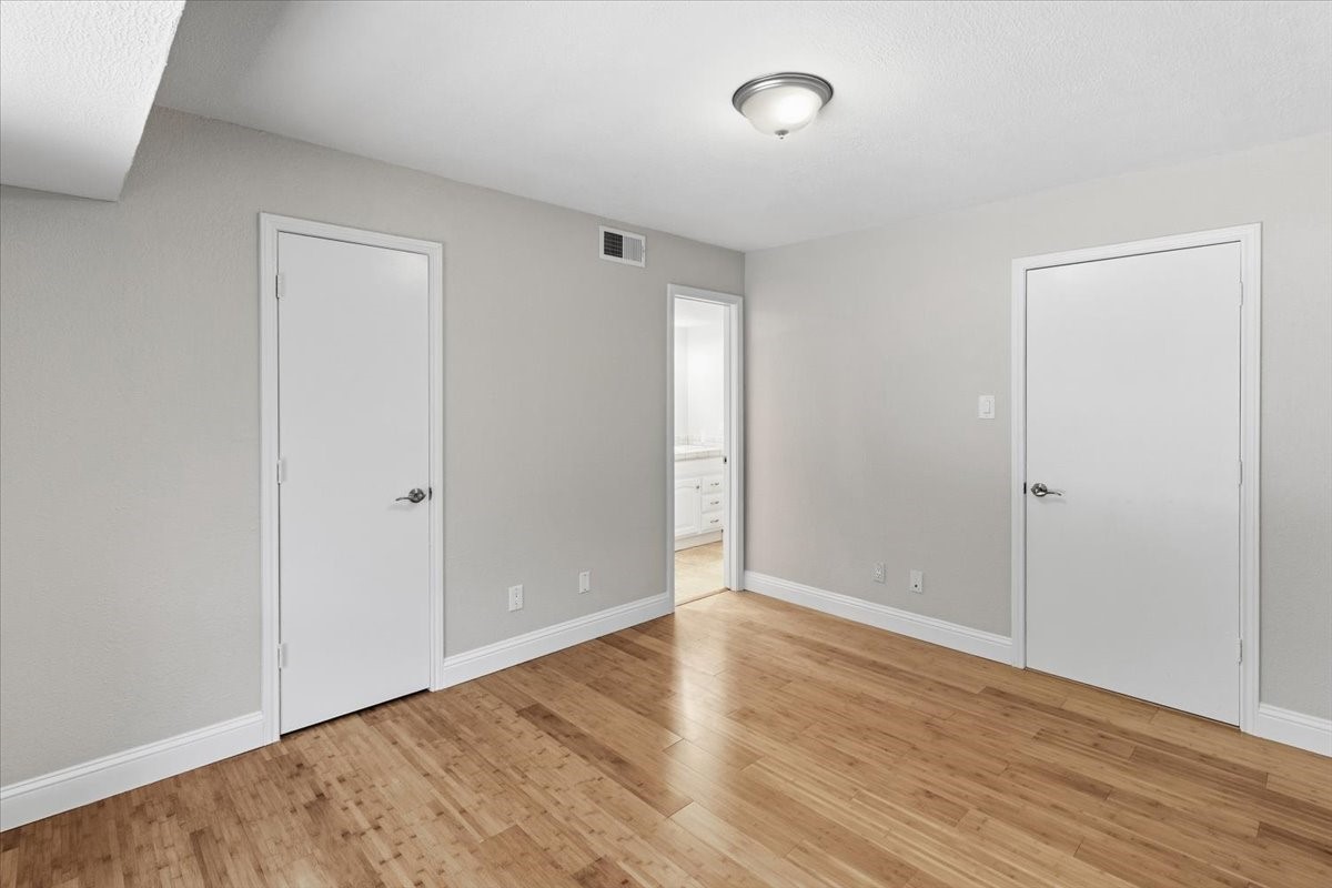 1609 Marsh Lane Carrollton TX 75006