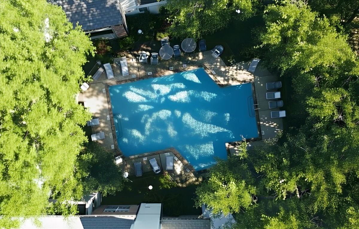 1609 Marsh Lane Carrollton TX 75006