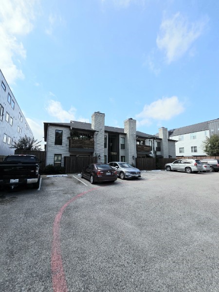 1503 N Garrett Avenue Dallas TX 75206