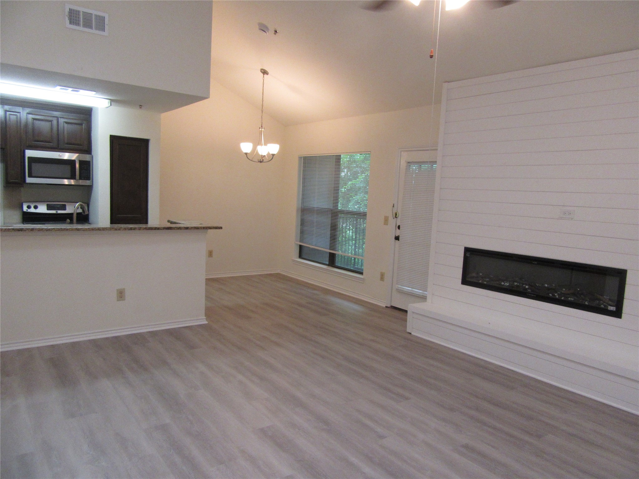 7522 Holly Hill Drive Dallas TX 75231