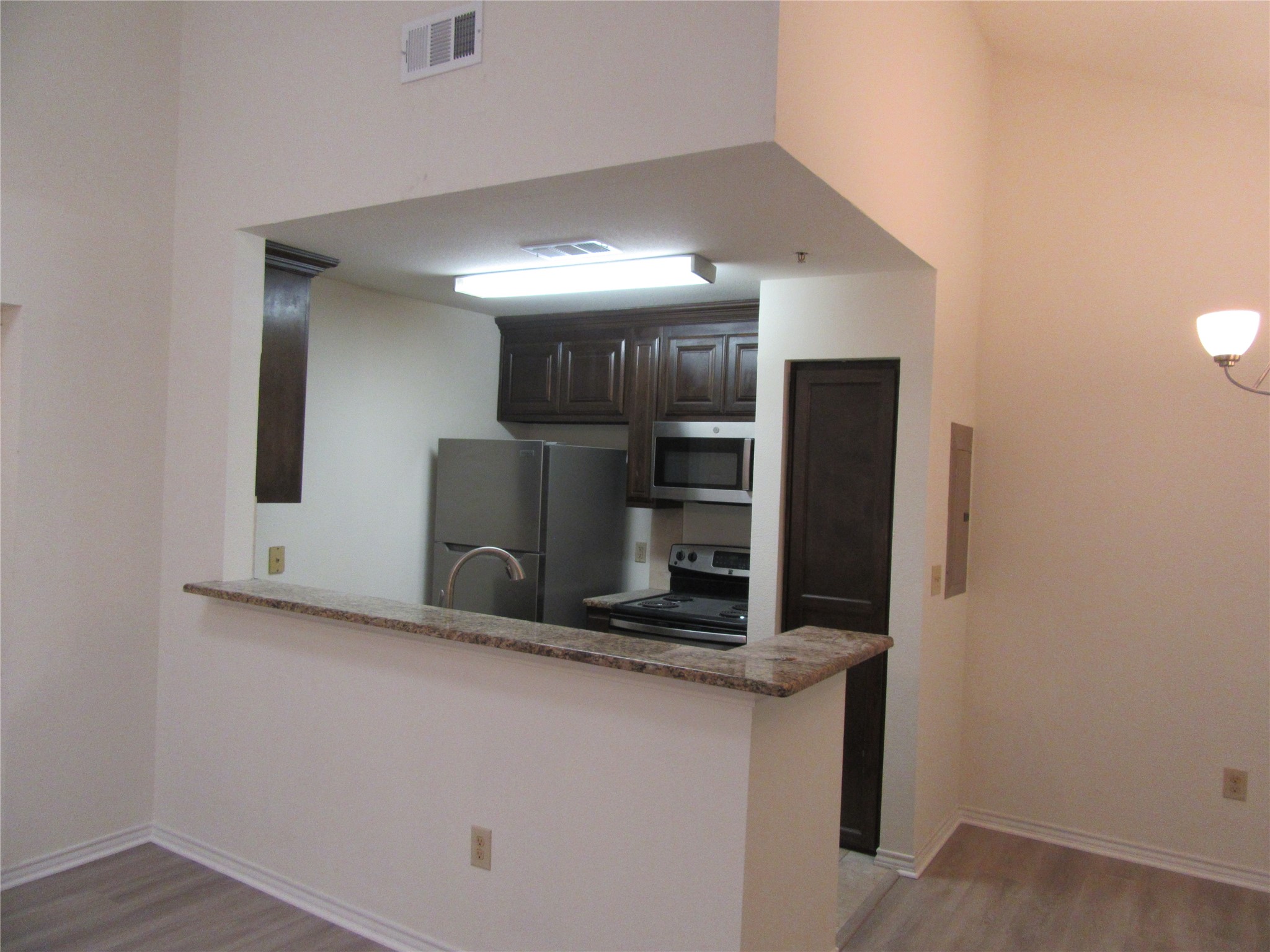 7522 Holly Hill Drive Dallas TX 75231