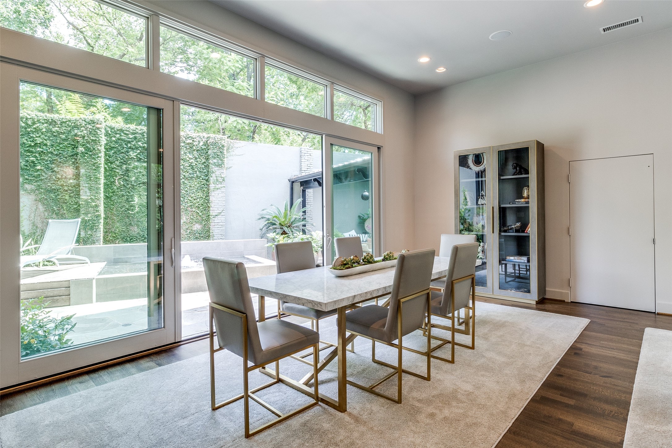 4678 Christopher Place Dallas TX 75204