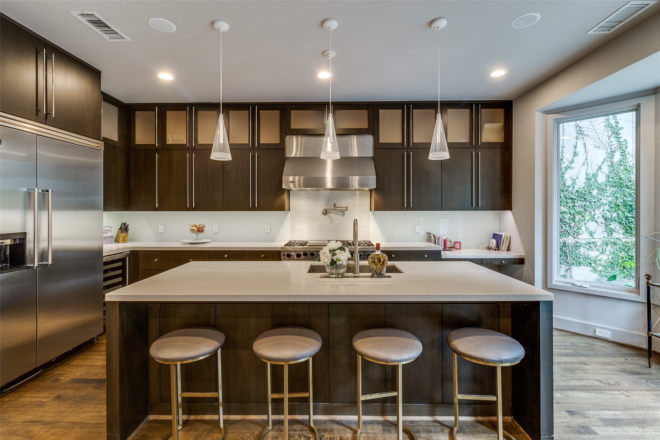 4678 Christopher Place Dallas TX 75204