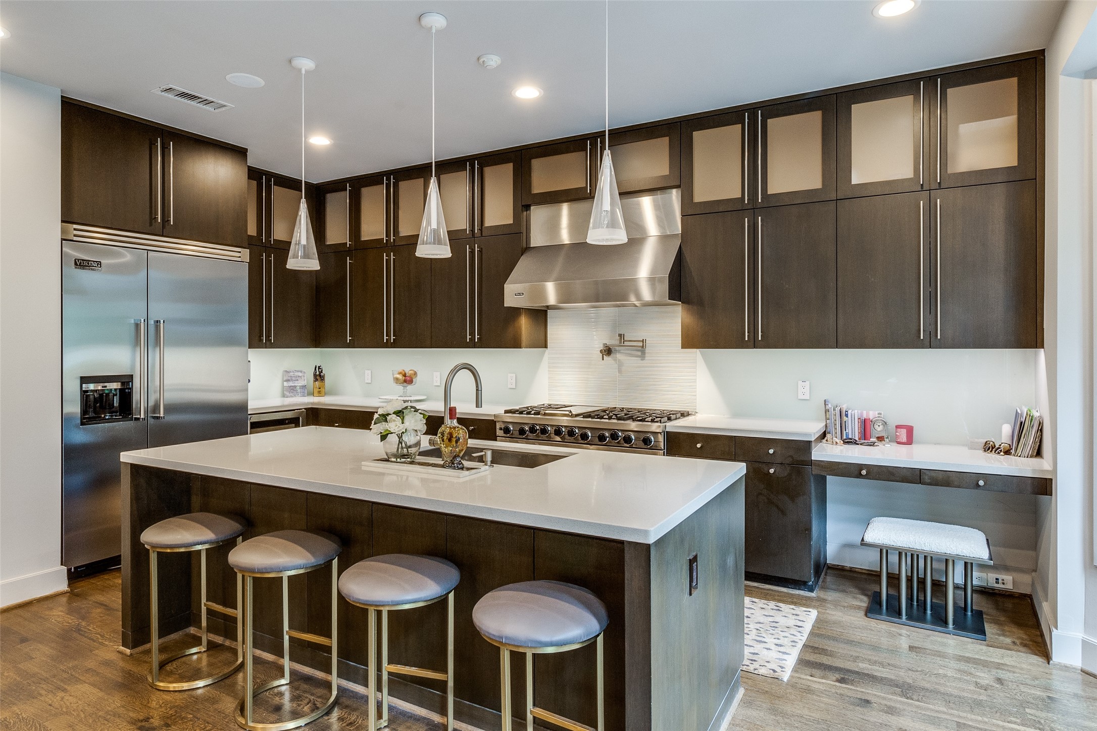 4678 Christopher Place Dallas TX 75204
