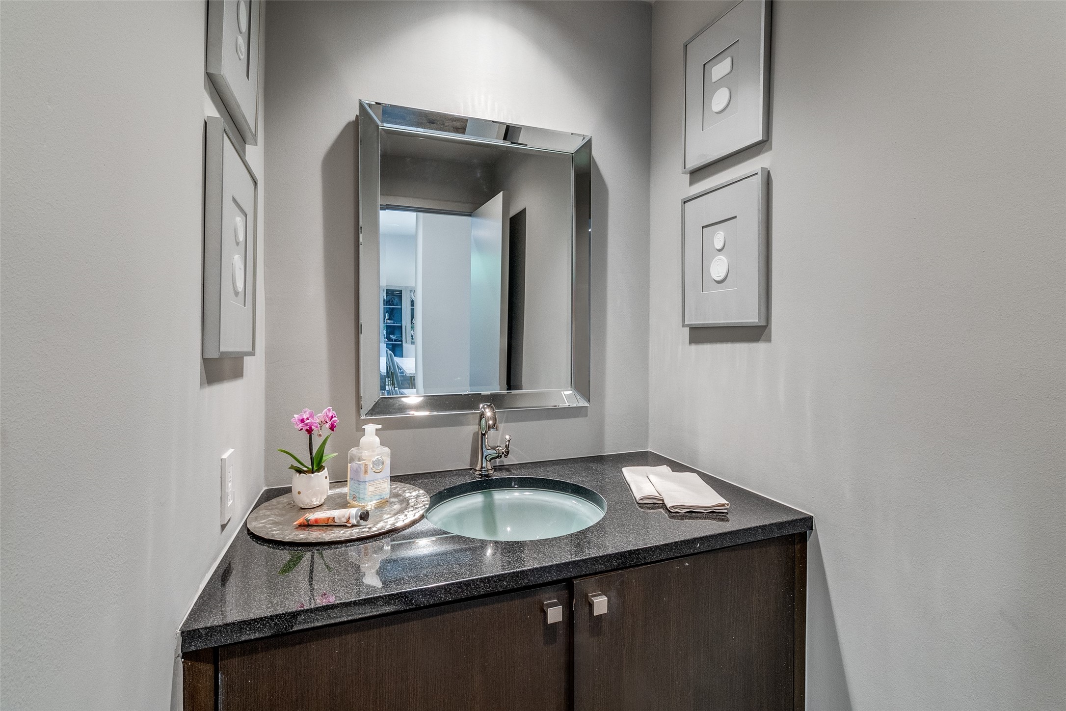 4678 Christopher Place Dallas TX 75204