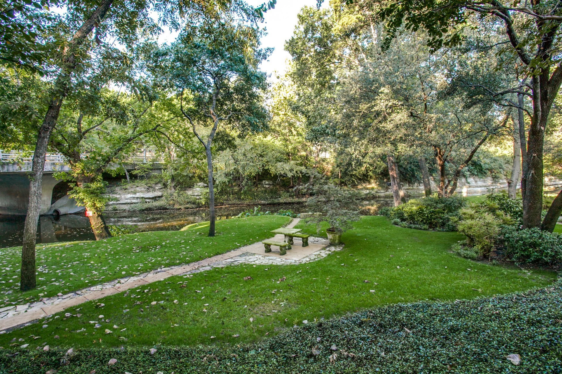 4678 Christopher Place Dallas TX 75204