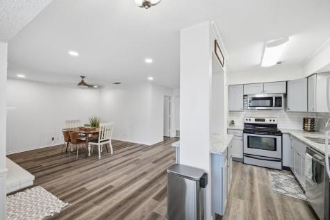 907 Roaring Springs Road Fort Worth TX 76114