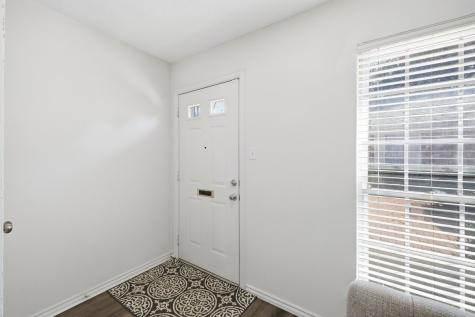 907 Roaring Springs Road Fort Worth TX 76114